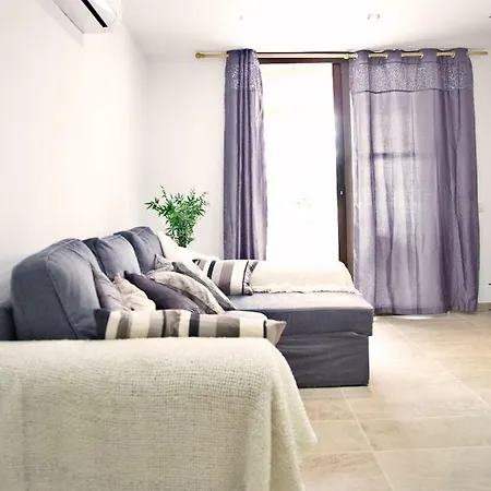 펜션 2 Min Walk To - Private Solarium