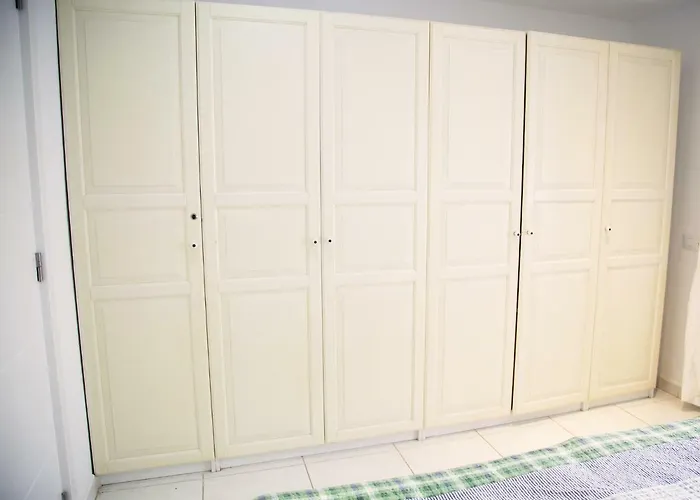 2 Min Walk To - Private Solarium Будинок відпочинку Адехе