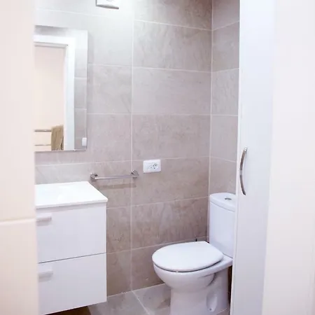 Hébergement de vacances 2 Min Walk To - Private Solarium Costa Adeje (Tenerife)