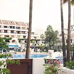 2 Min Walk To - Private Solarium Casa de Férias *